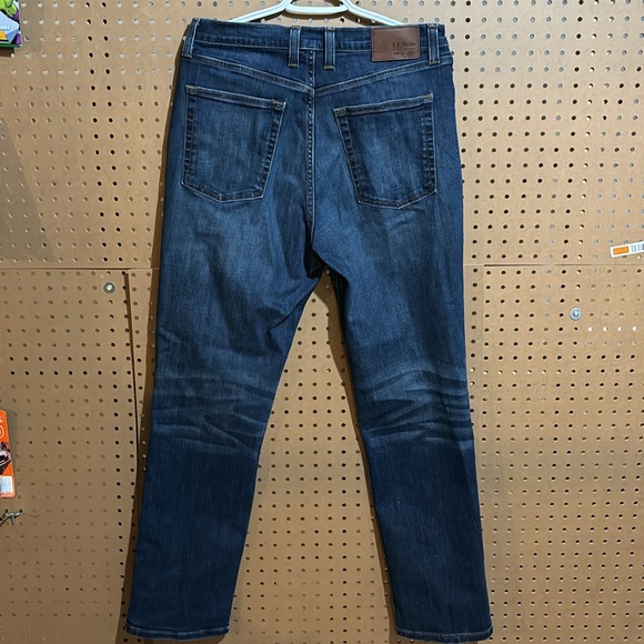 L.L. Bean men’s jeans - Picture 3 of 5